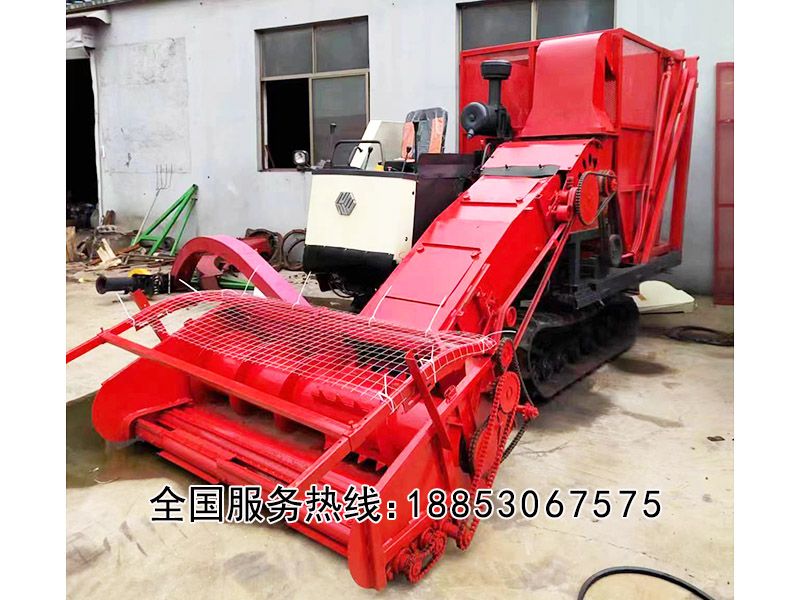 履帶自走式青儲機(jī)